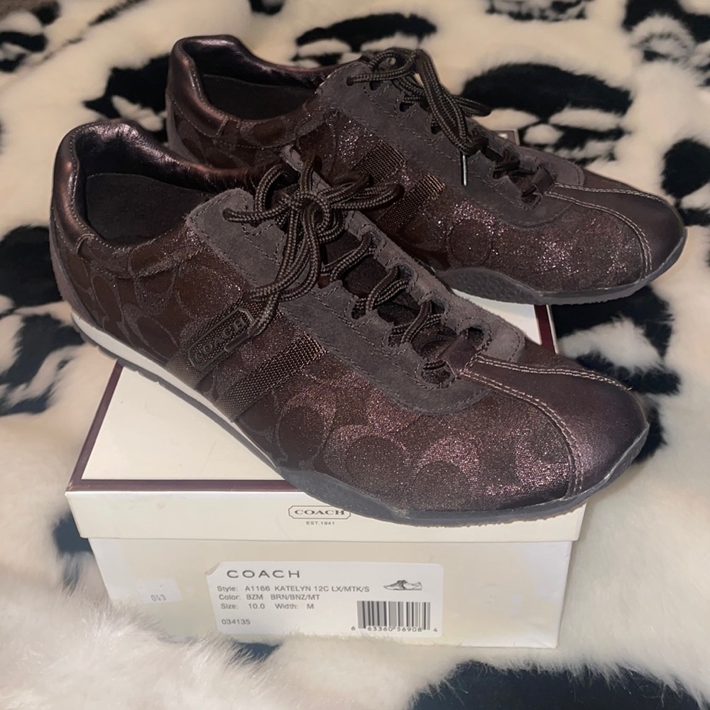 Size 10 Coach sneakers wore once
